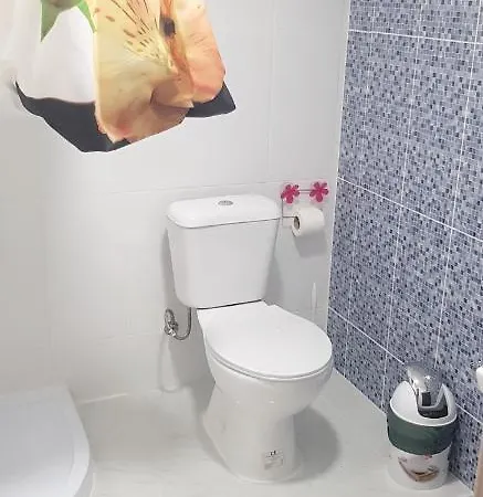 Studio In With Wonderful Mountain View Shared Pool Enclosed Garden 7 Km From The Beach Setúbal