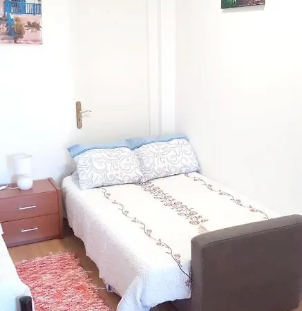 Lejlighed Studio In With Wonderful Mountain View Shared Pool Enclosed Garden 7 Km From The Beach